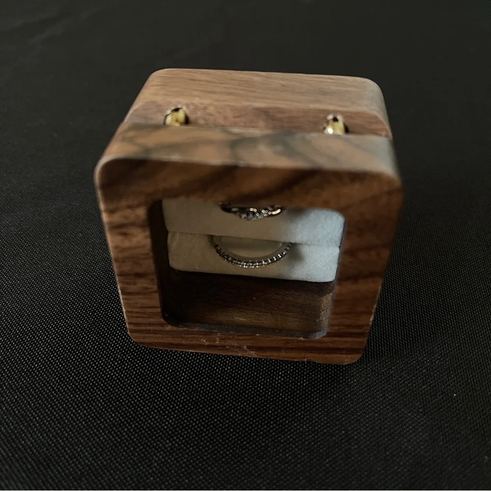 Wood Ring Box With See-Through Top Window